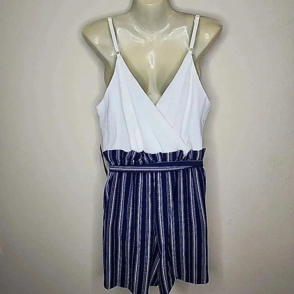 Lily Rose Juniors Paperbag Romper Cami Top Size XL Navy Blue White Resort NWT - Picture 5 of 14